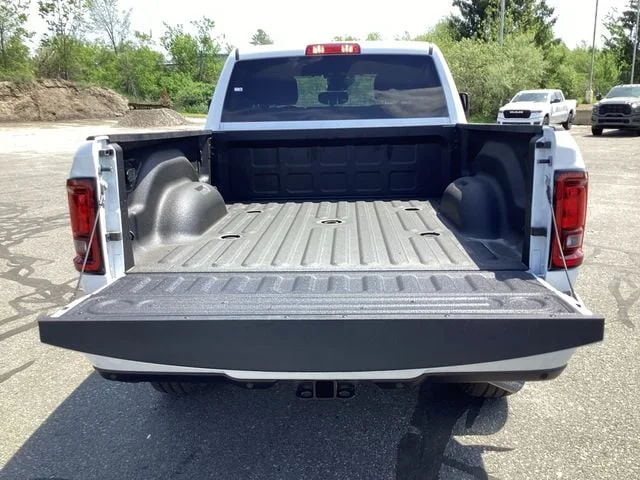 New 2026 Bright White Clearcoat Ram BIG HORN CREW CAB 4X4 6