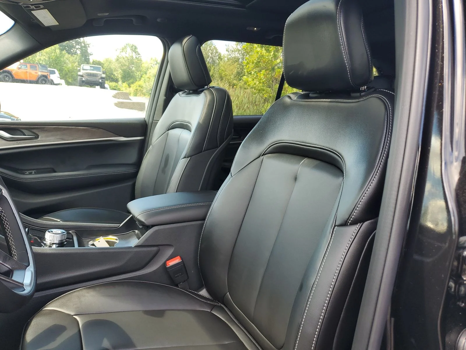 Used 2025 Black Jeep Limited image 7