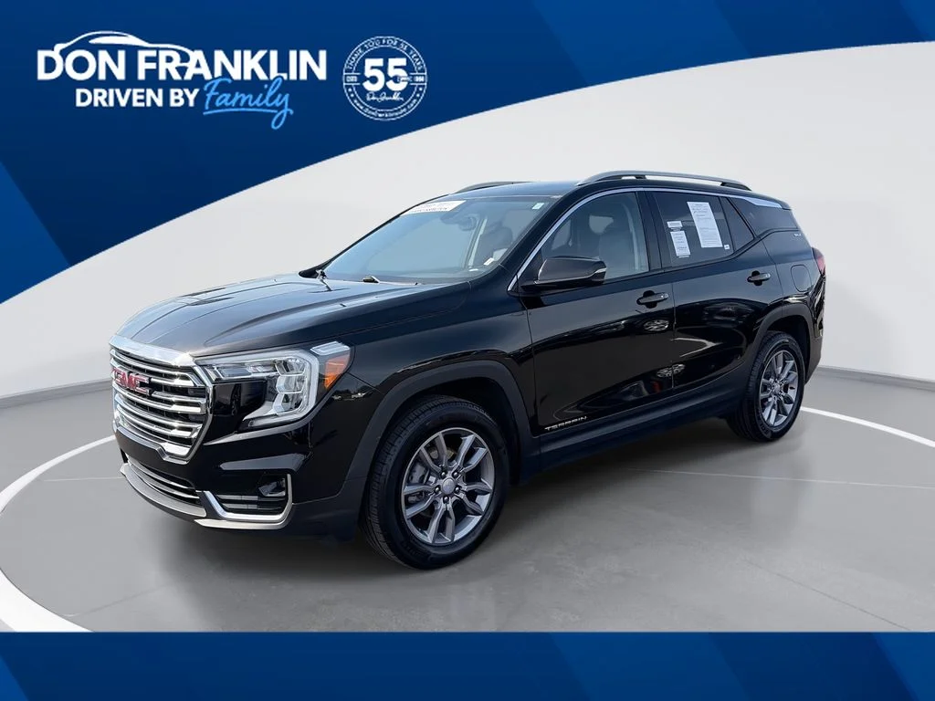 2024 GMC Terrain SLT AWD's photo