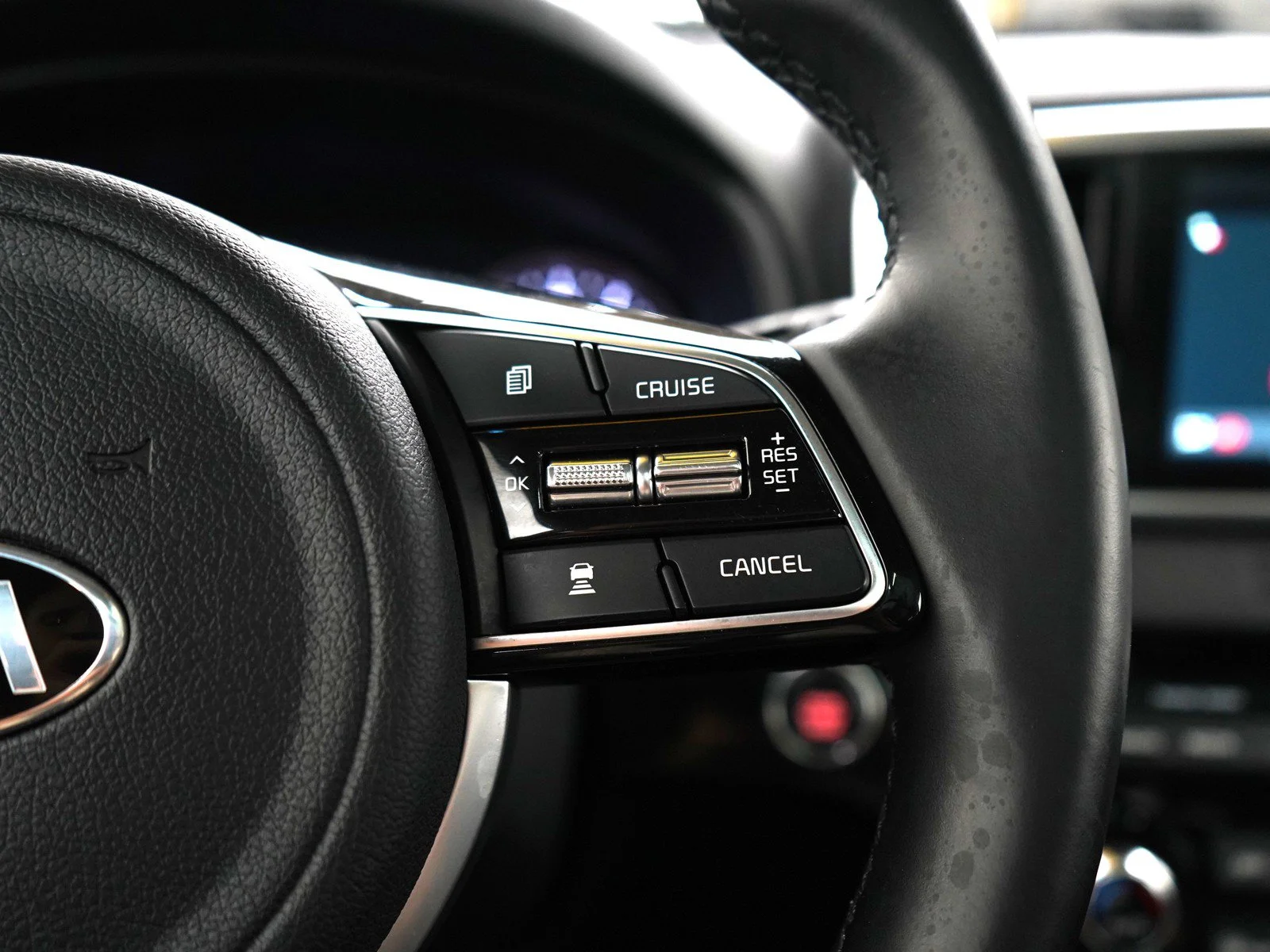 Used 2022 Steel Gray Kia EX AWD Technology Package image 29