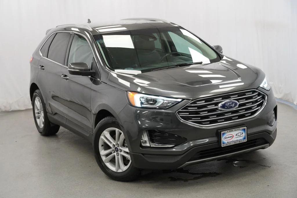 Used 2019 Gray Ford SEL image 32