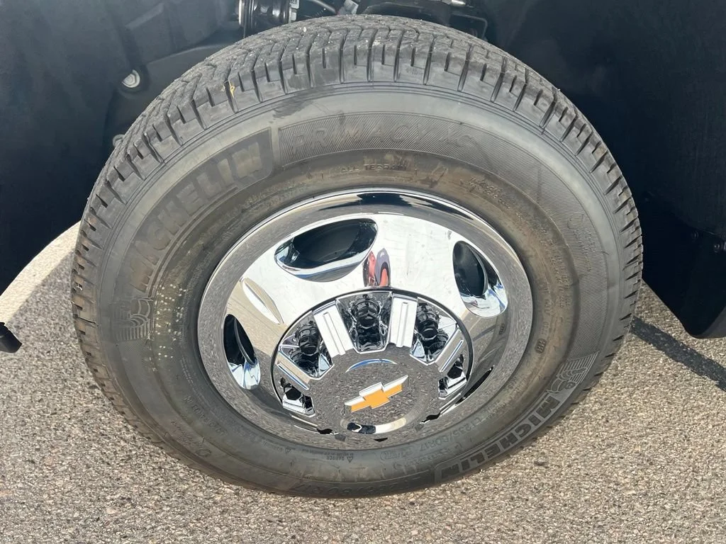 New 2026 Sterling Gray Metallic Chevrolet LTZ DRW image 33