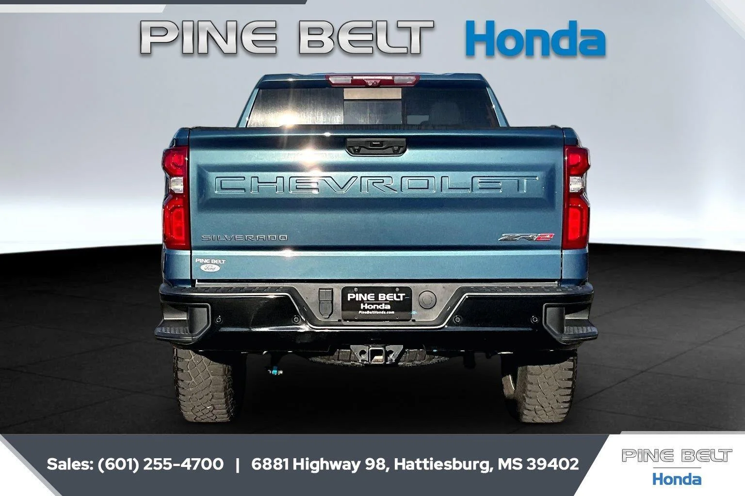 Used 2024 Lakeshore Blue Metallic Chevrolet ZR2 image 4