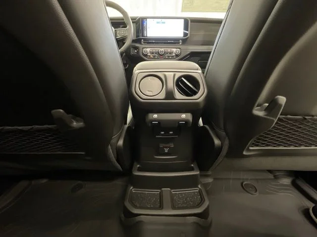 2025 Jeep Wrangler 4-Door Rubicon 392 Final Edition - Photo 28