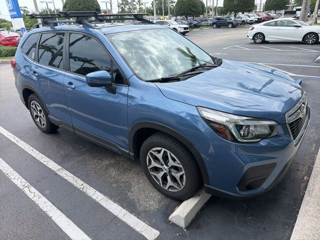 2020 Subaru Forester Premium's photo