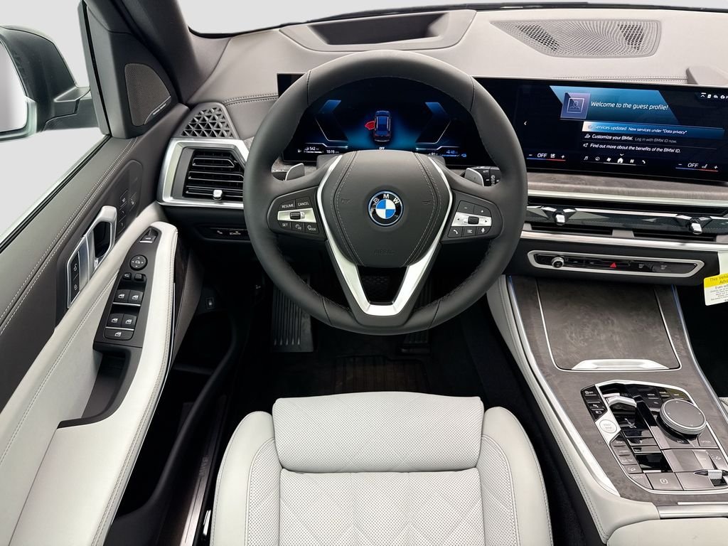 New 2026 Black Sapphire Metallic BMW xDrive50e image 10