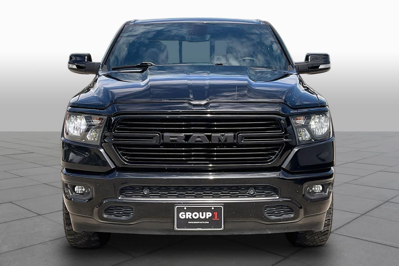 Used 2020 Diamond Black Crystal Pearlcoat Ram Lone Star image 4