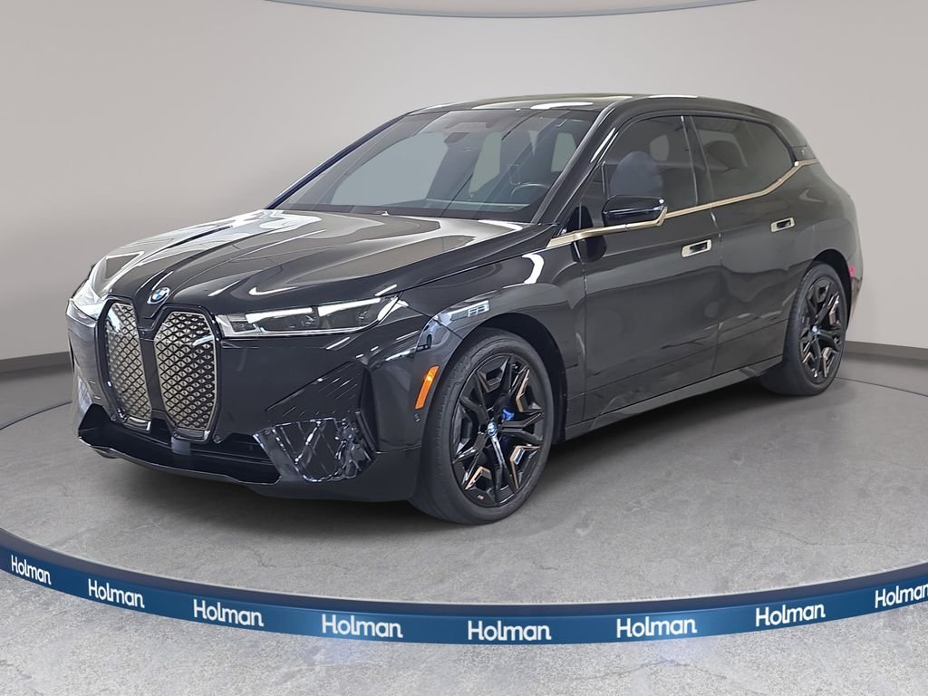 2023 BMW iX M60's photo