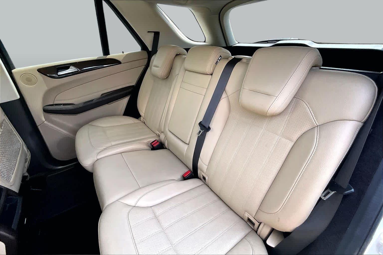 Used 2017 Polar White Mercedes-Benz GLE 350 image 21
