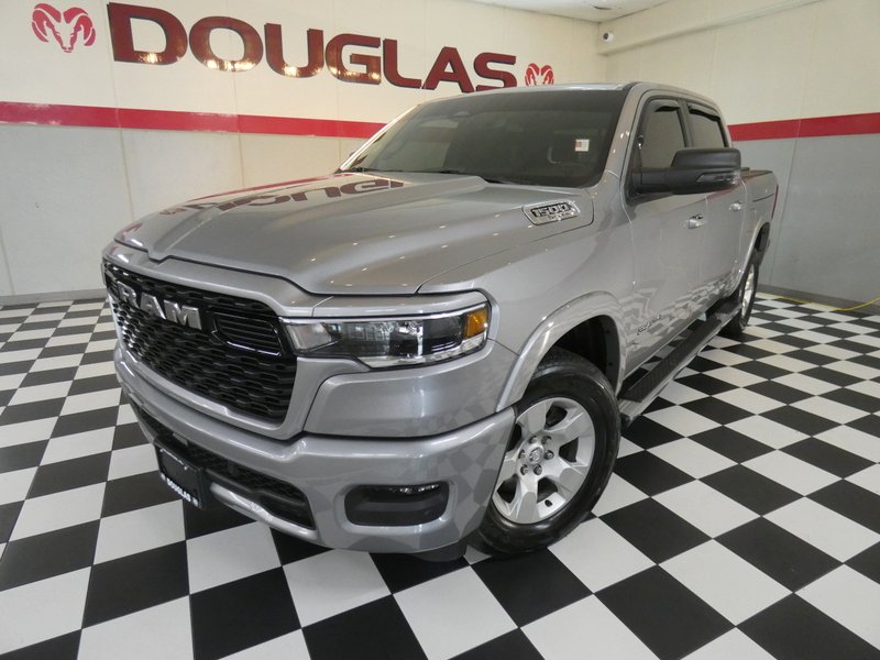 2025 RAM 1500 Big Horn/Lone Star 4x4 Crew Cab 5'7's photo