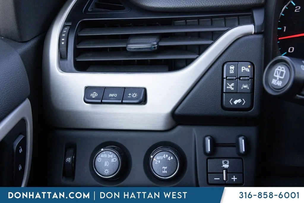 Used 2019 Black GMC Denali image 9