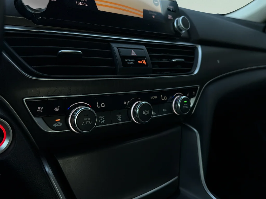 Used 2018 Black Honda Touring image 18