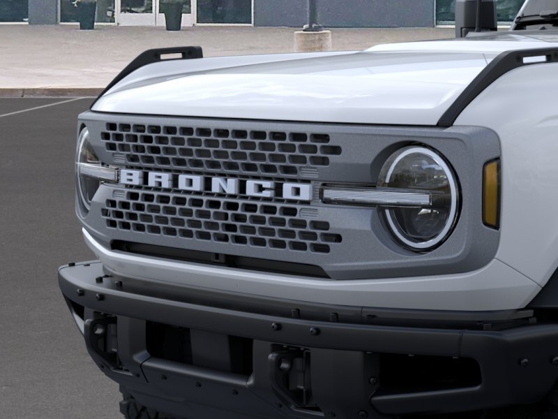New 2026 Oxford White Ford Badlands® image 19