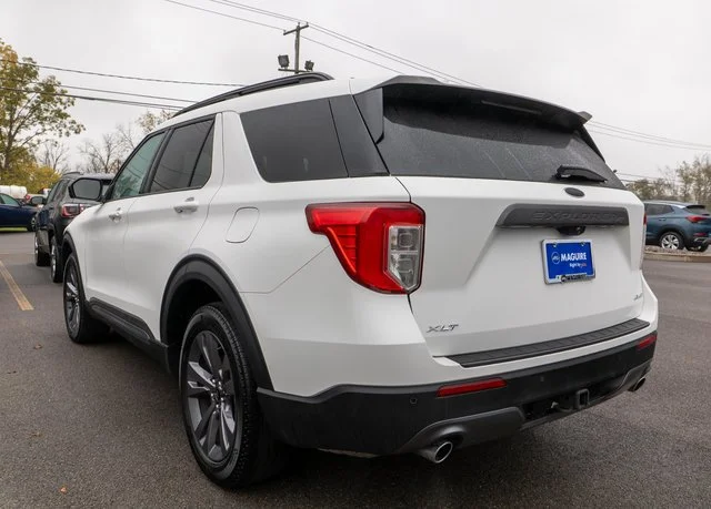 Used 2023 White Ford XLT image 8