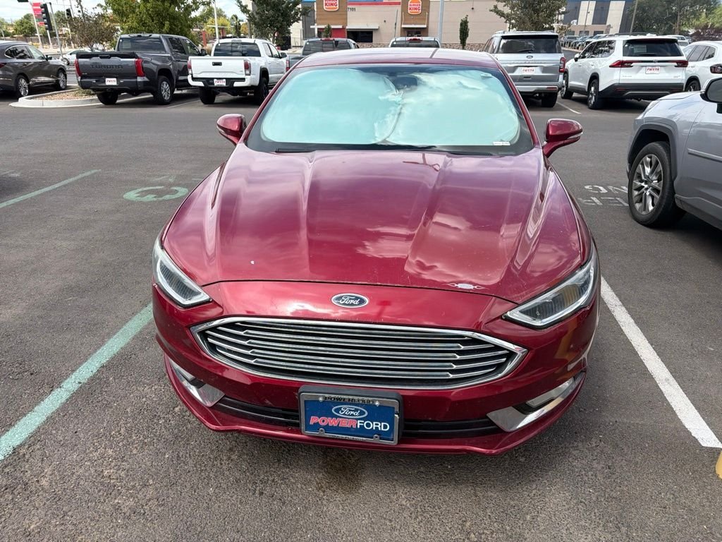 Used 2017 Red Ford SE image 2
