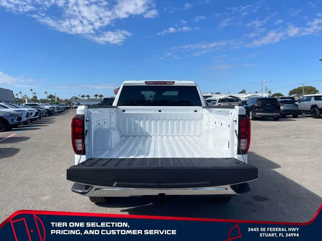 New 2026 Summit White GMC Pro image 17