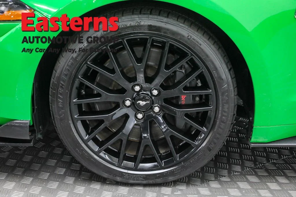 Used 2019 Green Ford GT image 29