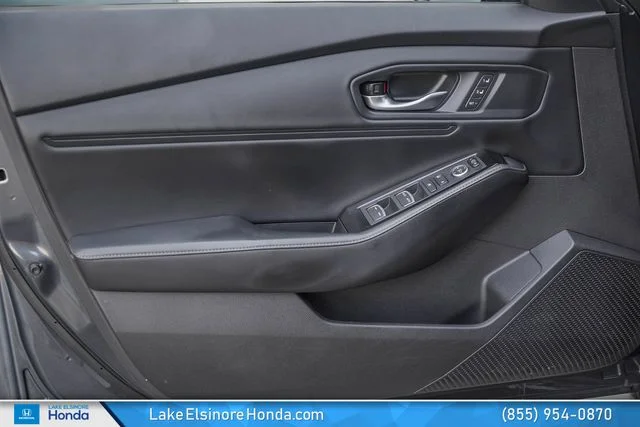 Used 2025 Meteorite Gray Metallic Honda Touring image 13