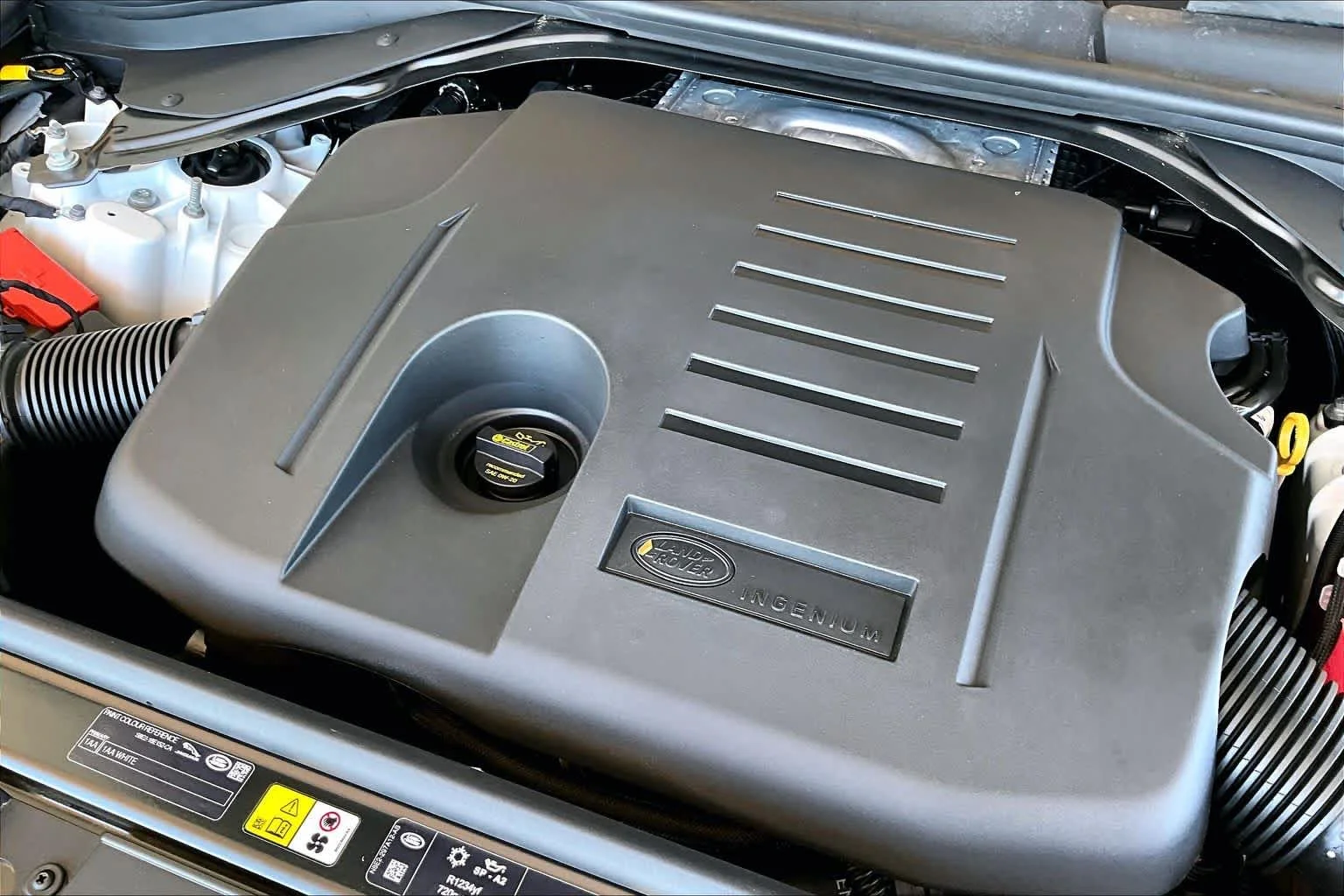 New 2026  Land Rover SE image 17