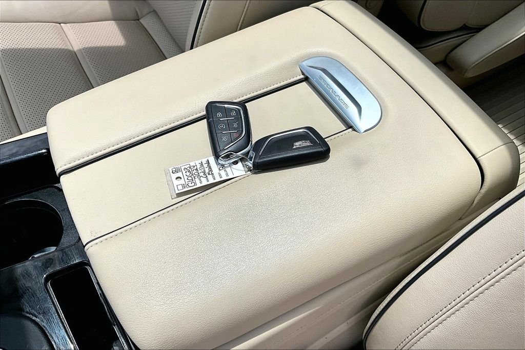 Used 2024 Red Cadillac Premium Luxury image 10