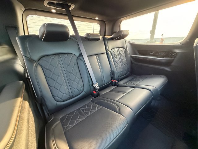 Used 2023 White Jeep Series III image 17