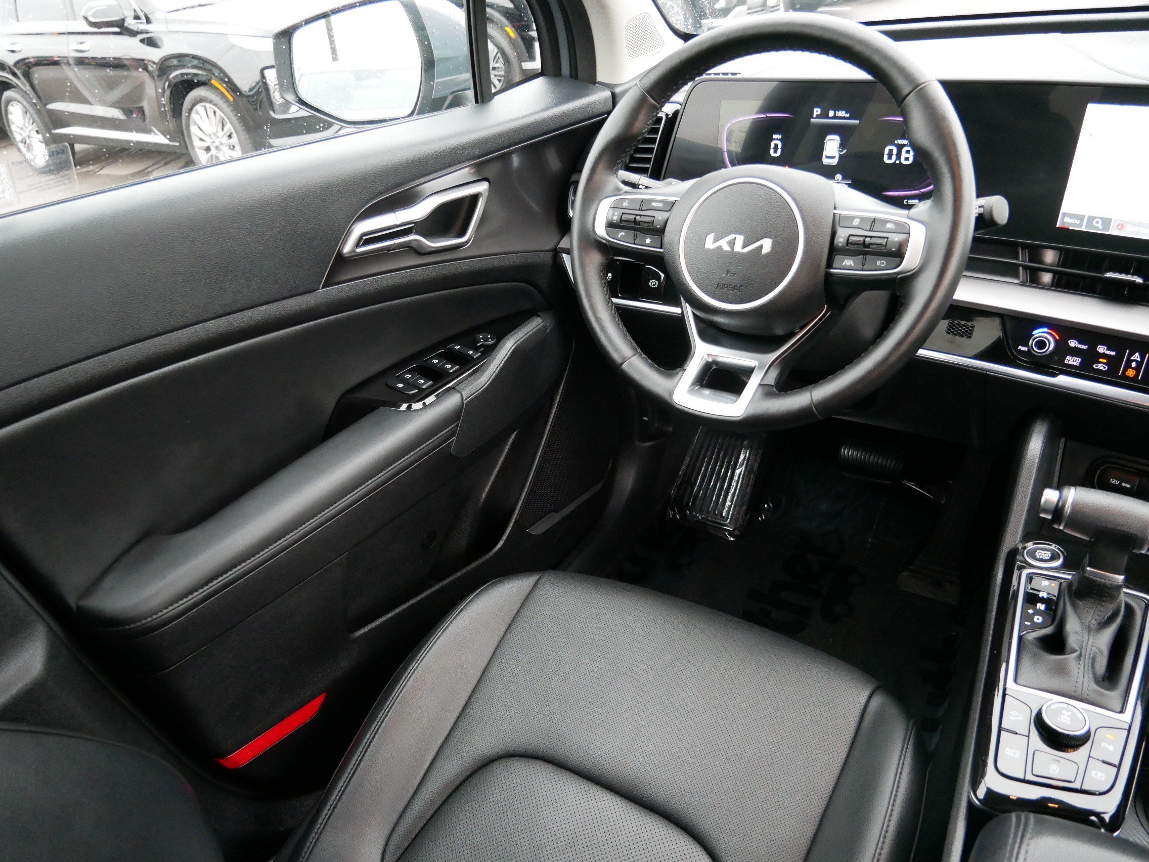 2023 Kia Sportage EX - Photo 9