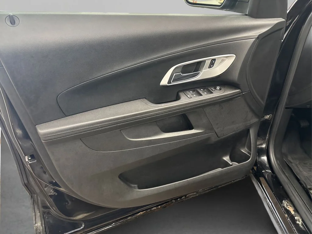 Used 2017 Black Chevrolet LT image 22