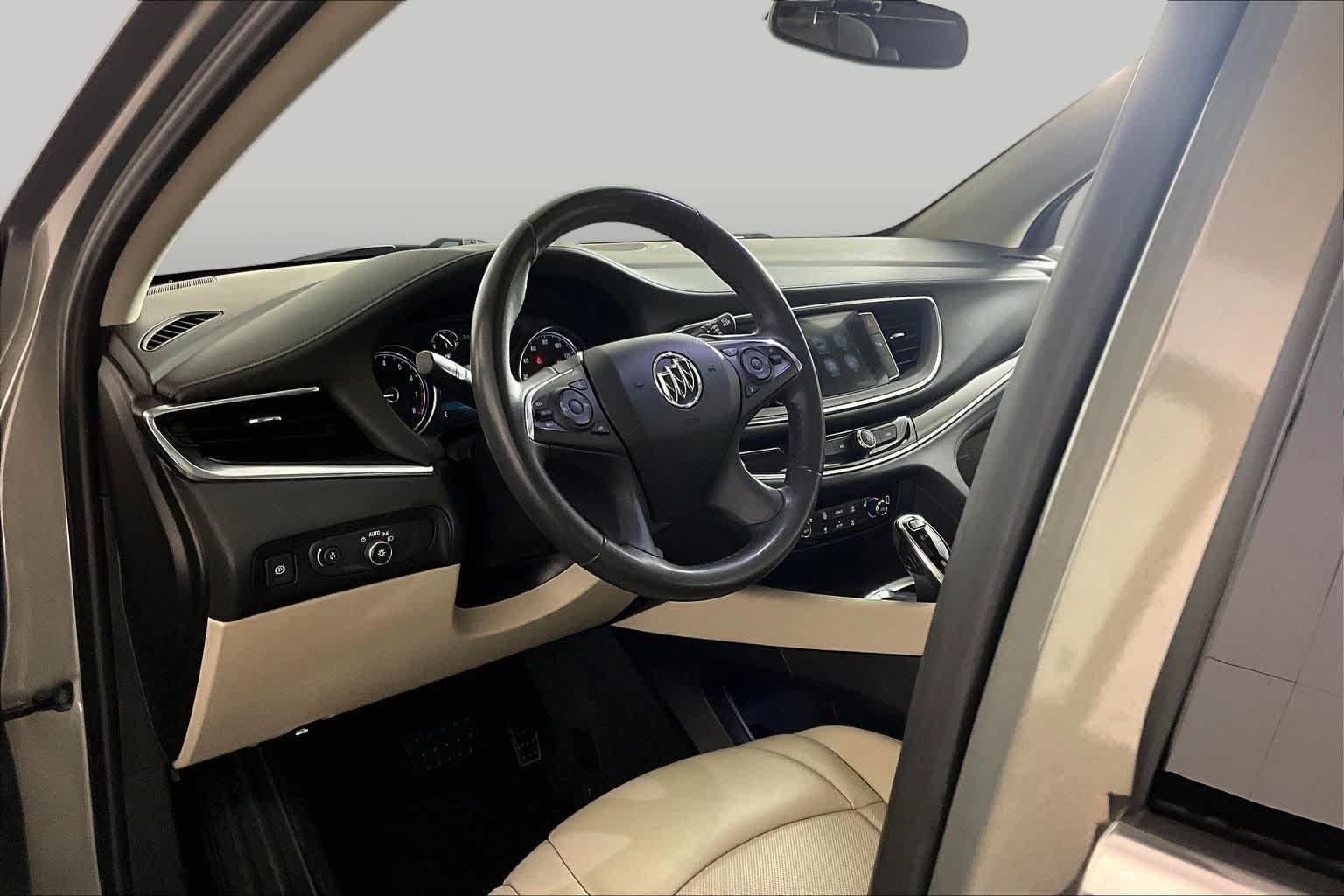 Used 2018 Includes Spectra Gray lower exterior accent color. Buick Essence image 15