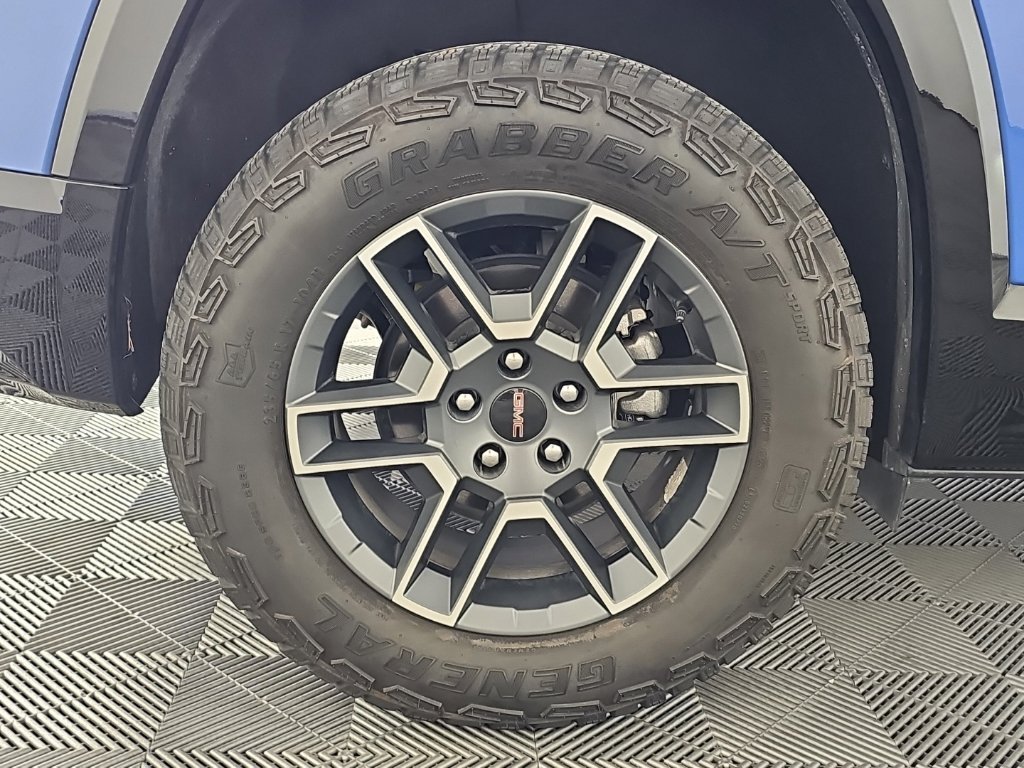 Used 2026 Blue GMC AT4 image 10