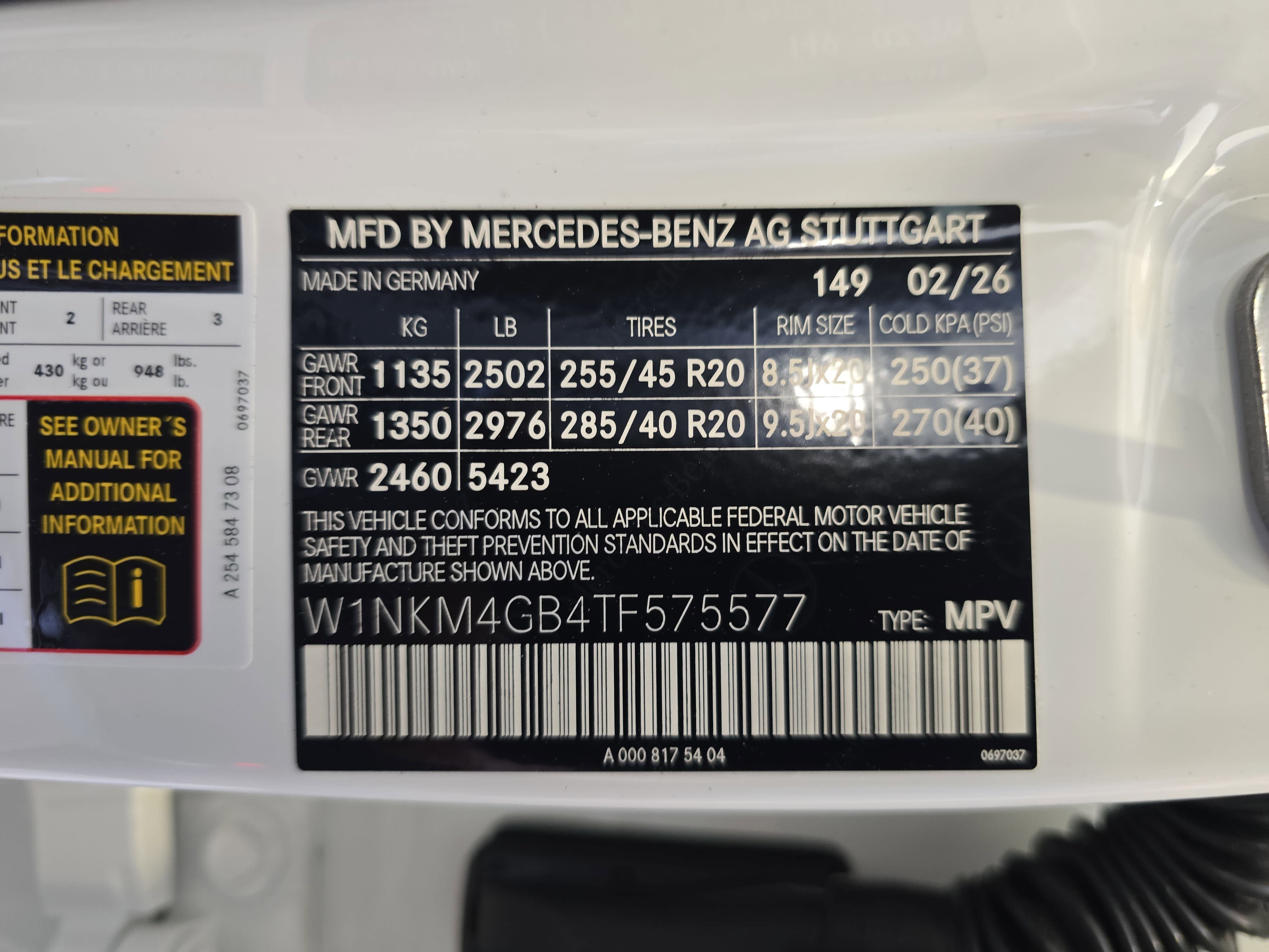 New 2026 Polar White Mercedes-Benz GLC300 image 39