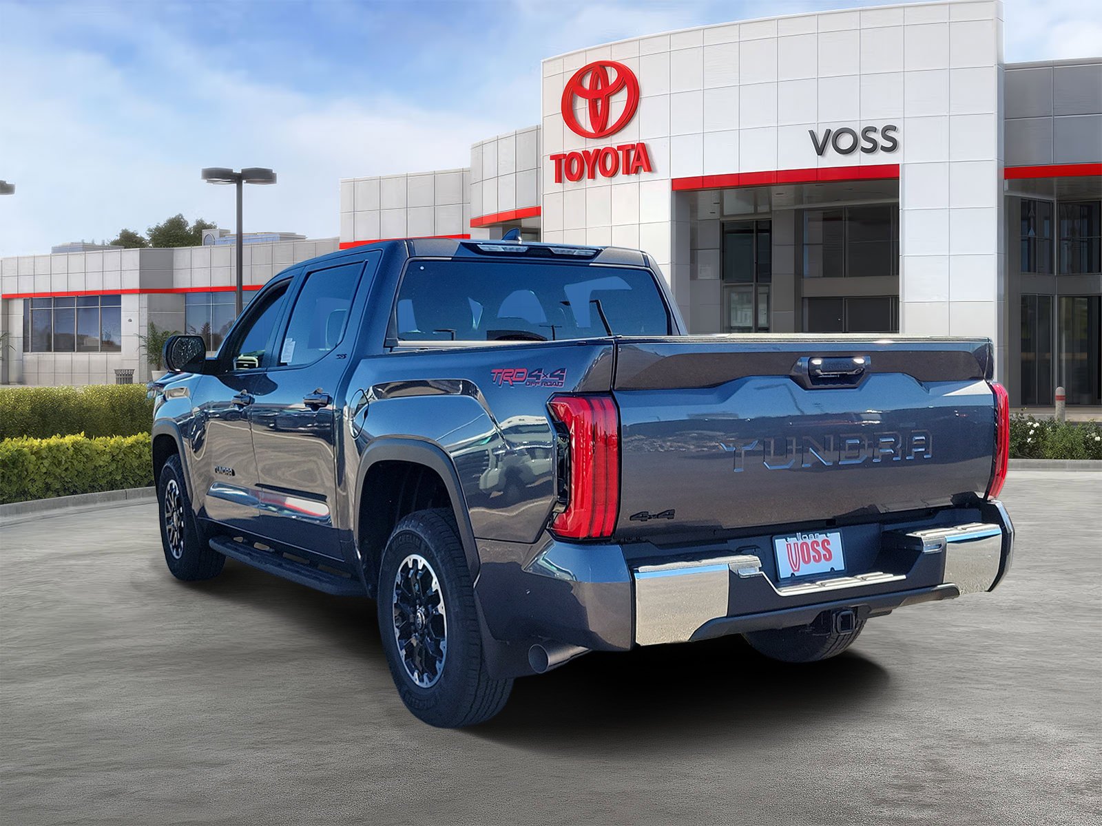 2026 Toyota Tundra SR5, photo 2 of 12