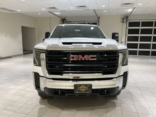 2026 GMC Sierra 3500HD Pro - Photo 8