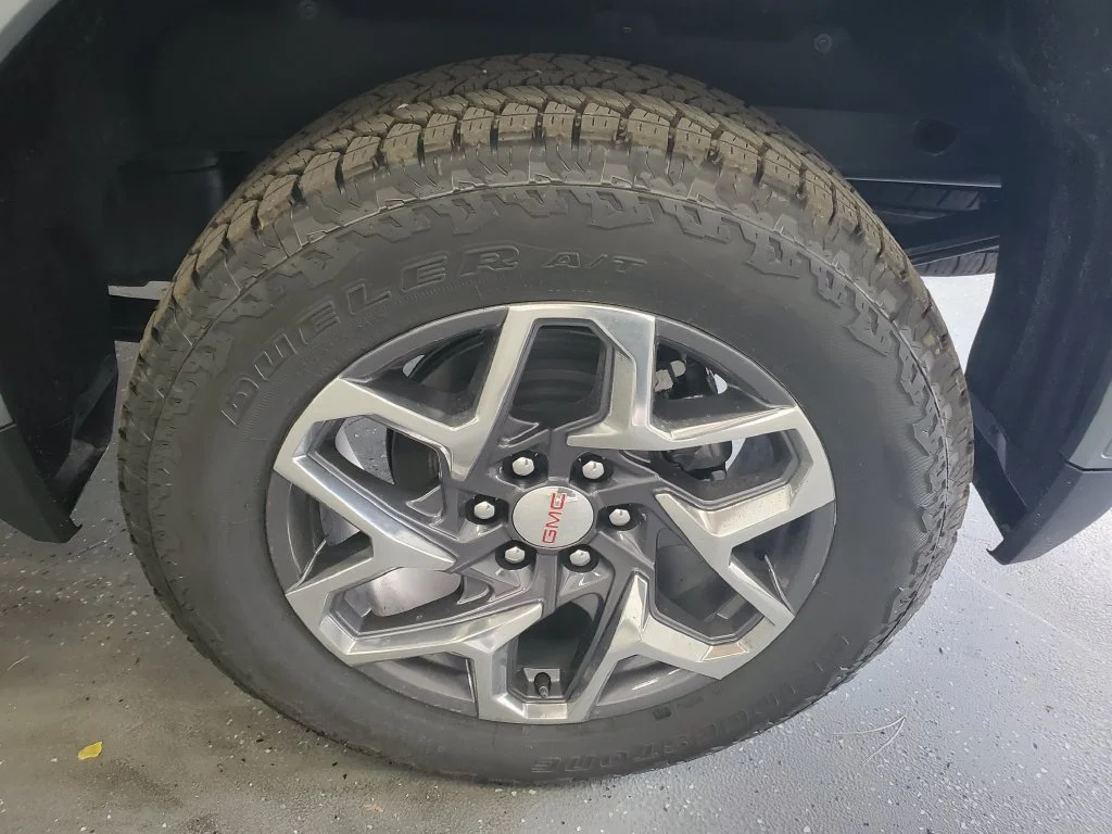 New 2026 Sterling Metallic GMC SLT image 33