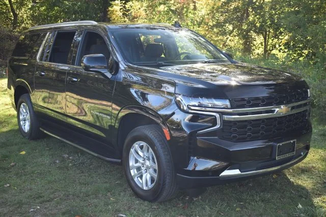 2022 Chevrolet Suburban LS - Photo 12