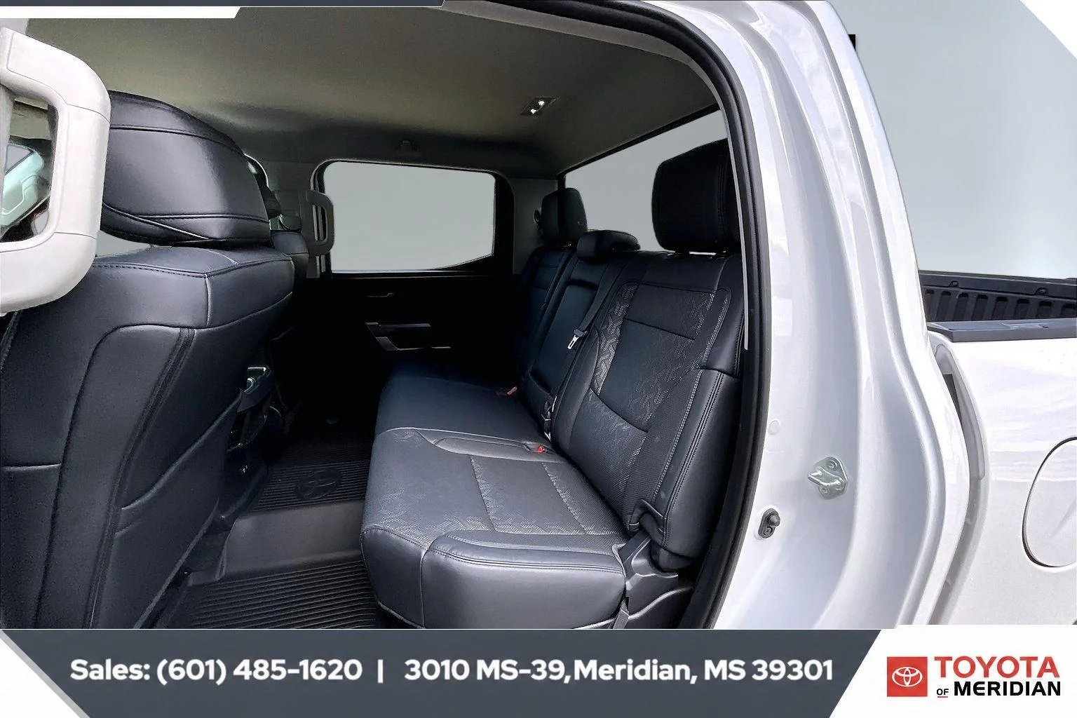 Used 2024 Ice Cap Toyota SR5 image 18