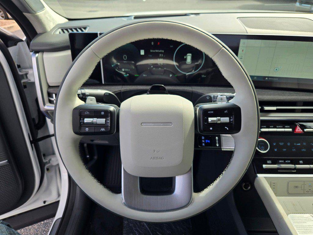 New 2027 White Hyundai Calligraphy image 35