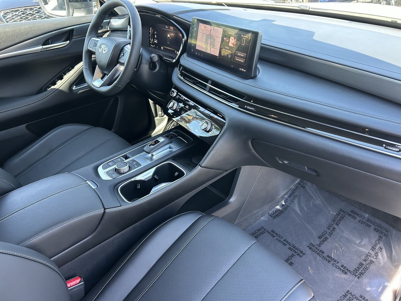 Certified Used 2027 Harbor Gray INFINITI LUXE image 9