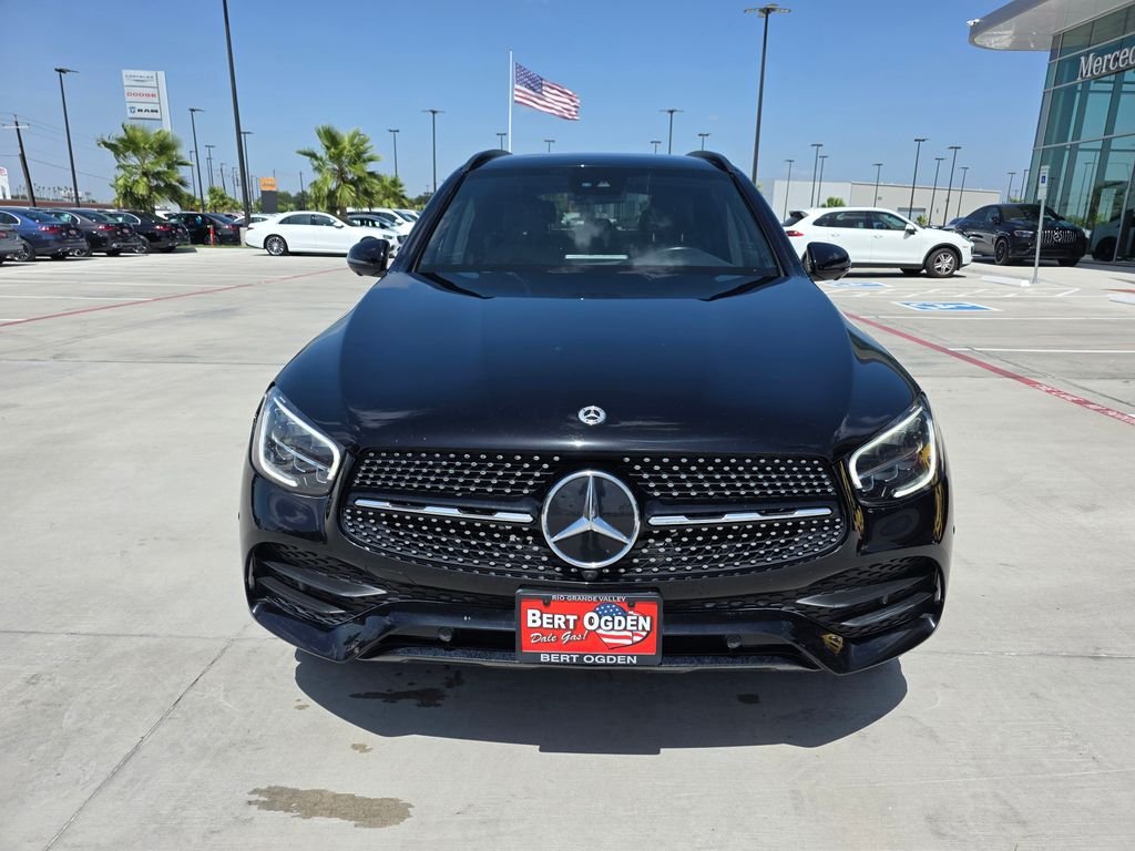 Used 2022 Black Mercedes-Benz GLC 300 image 2