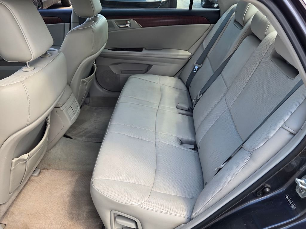 2012 Toyota Avalon Limited - Photo 19