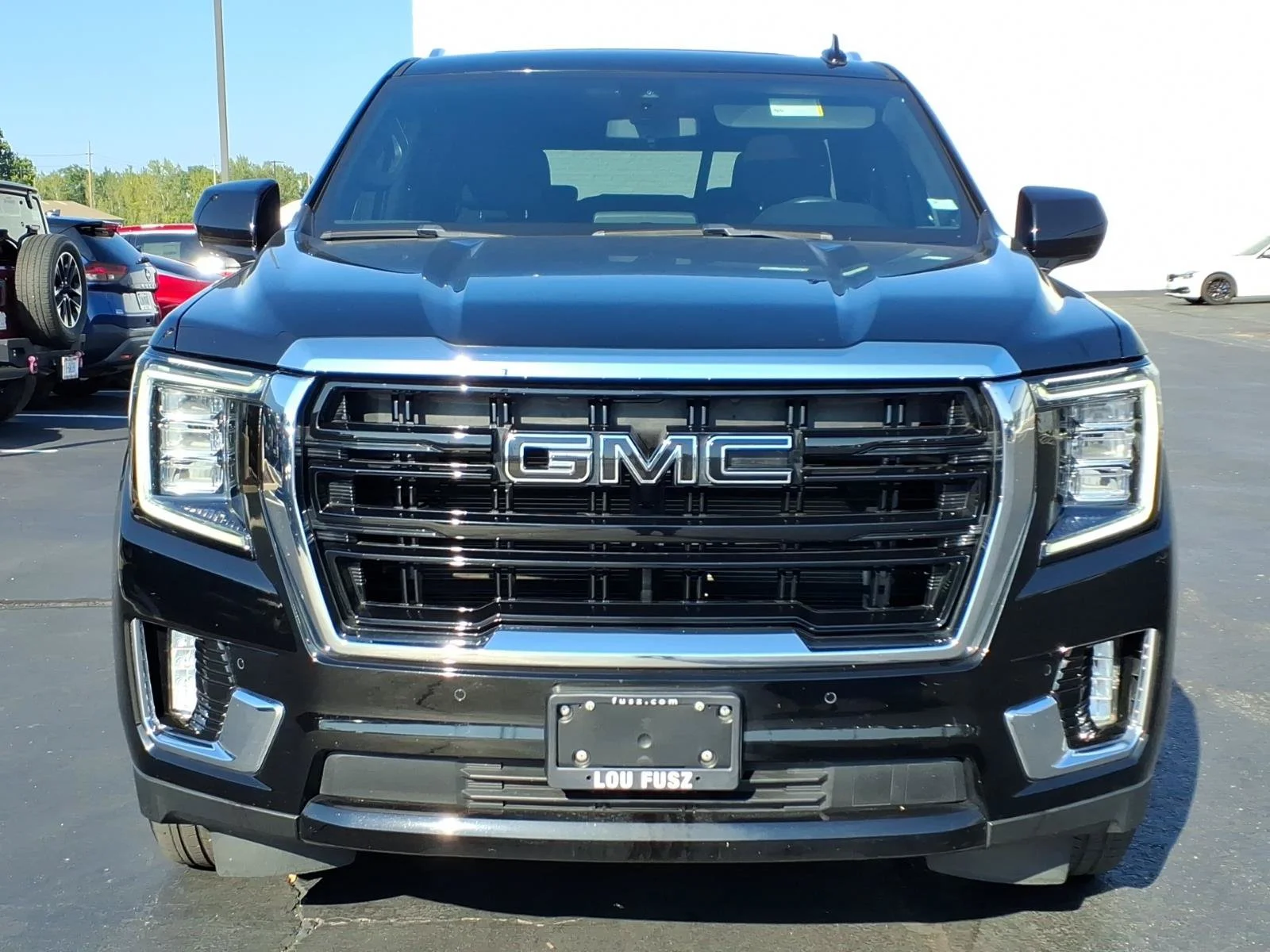 Used 2022 Onyx Black GMC SLE image 32