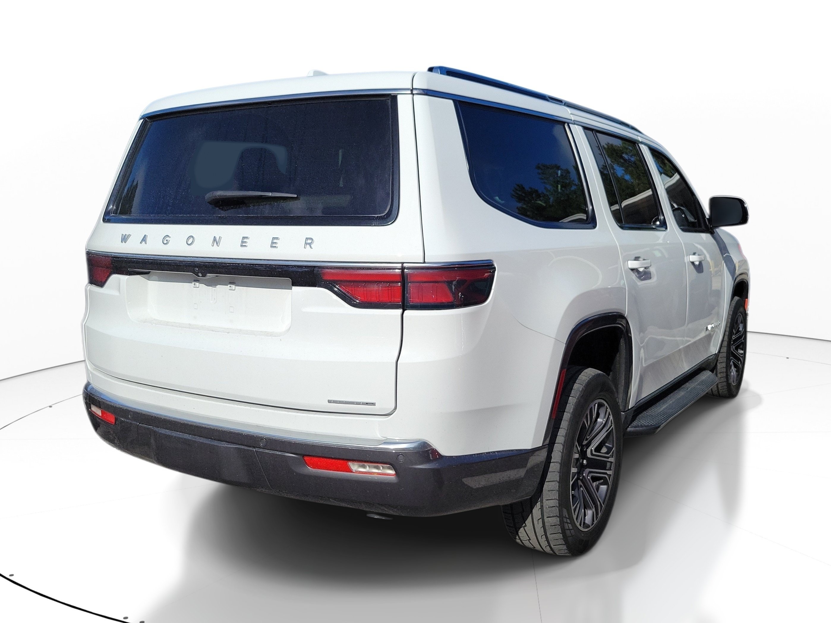 Used 2022 Bright White Clearcoat Jeep Series III image 4