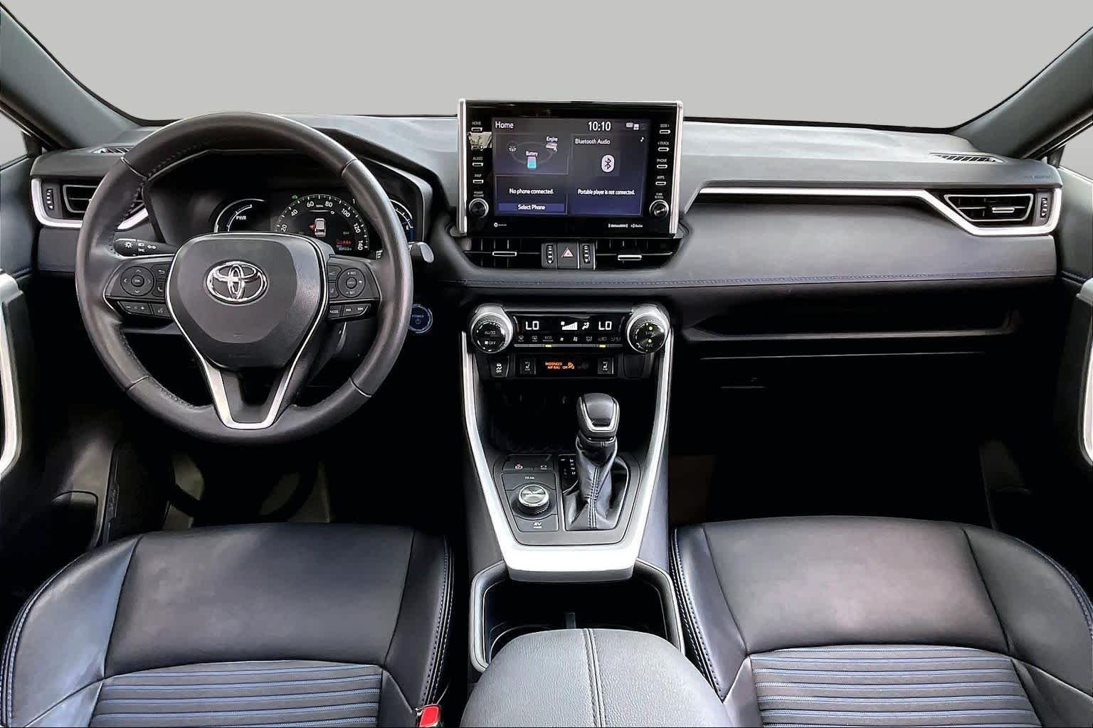 Used 2022 Blizzard Pearl/Midnight Black Metallic Toyota Hybrid XSE image 16