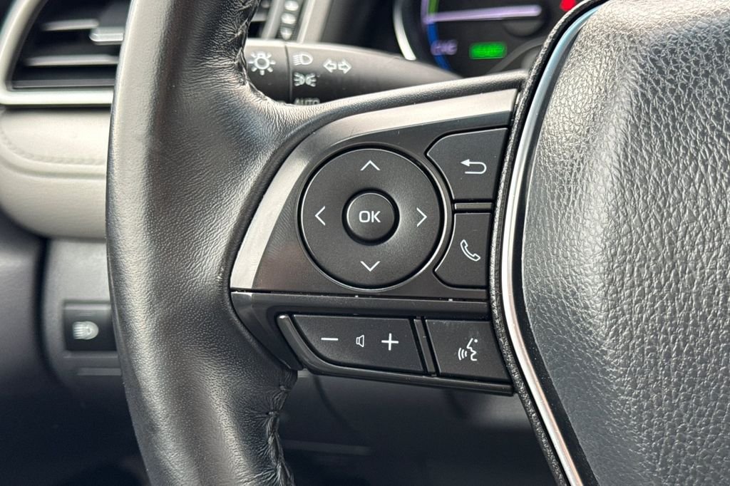 Certified Used 2020 Black Toyota SE image 27