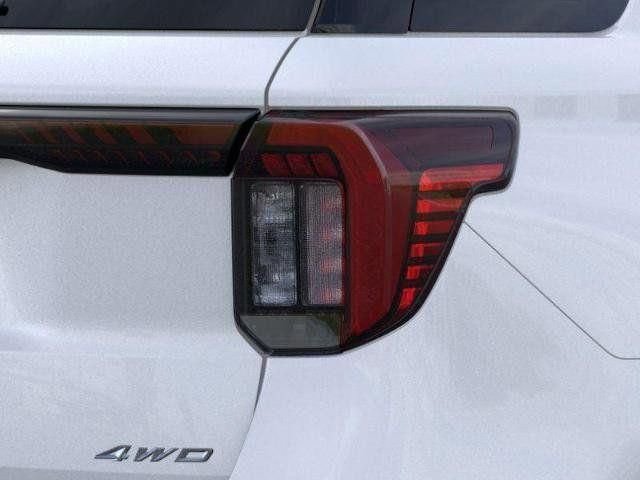 New 2026 Star White Metallic Tri-Coat Ford Active image 46