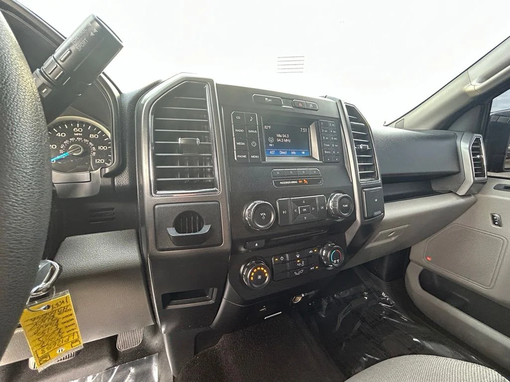 Used 2017 Shadow Black Ford XLT image 11