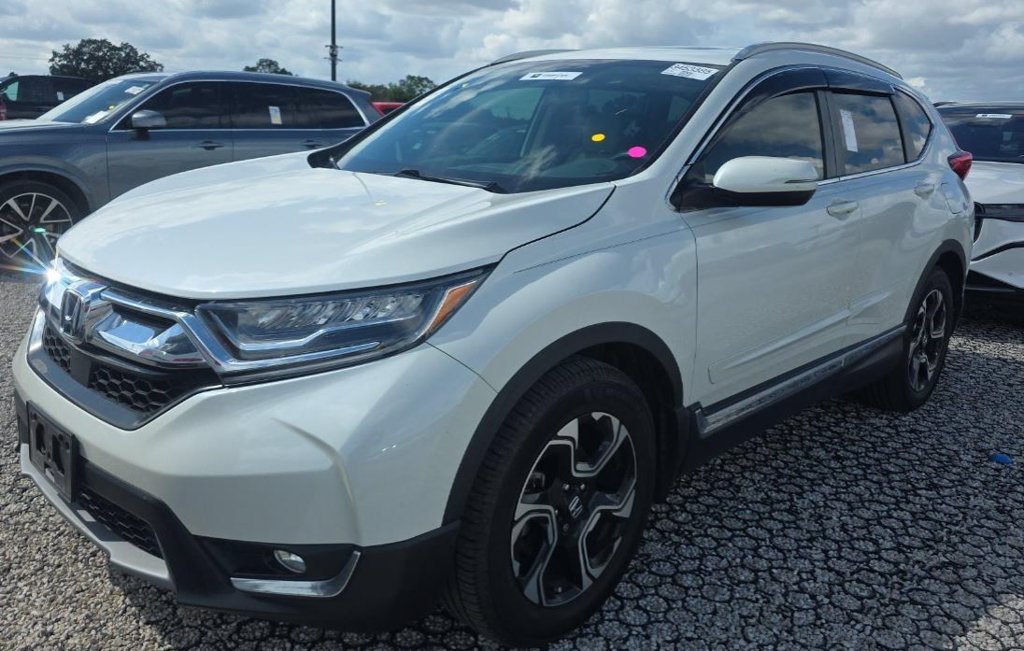 Used 2017 White Honda Touring image 1