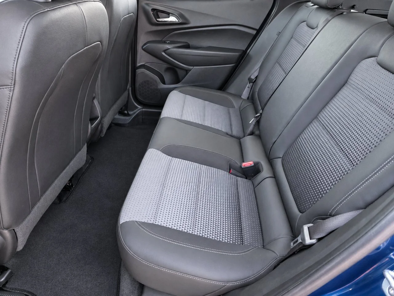 Used 2024 Blue Glow Metallic Chevrolet LT image 22