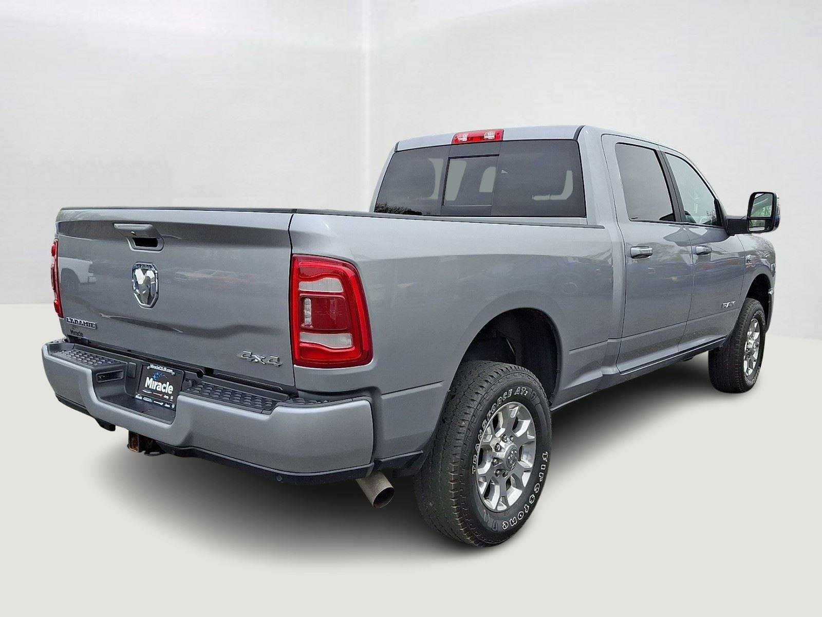 Used 2024 Billet Silver Metallic Clearcoat Ram Laramie image 7