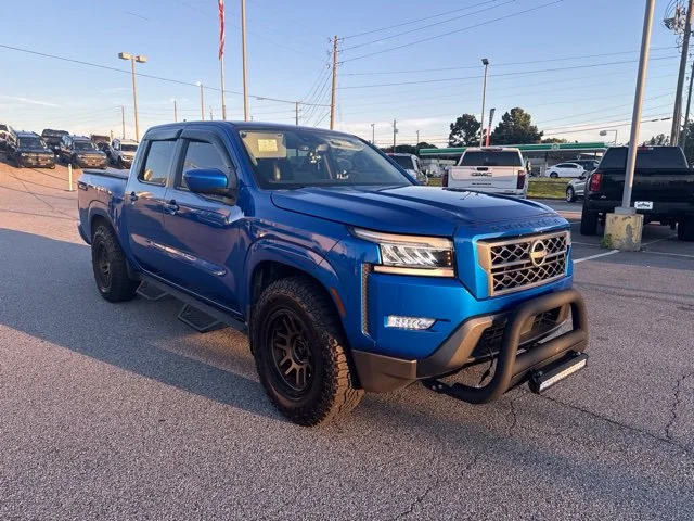2024 Nissan Frontier SL