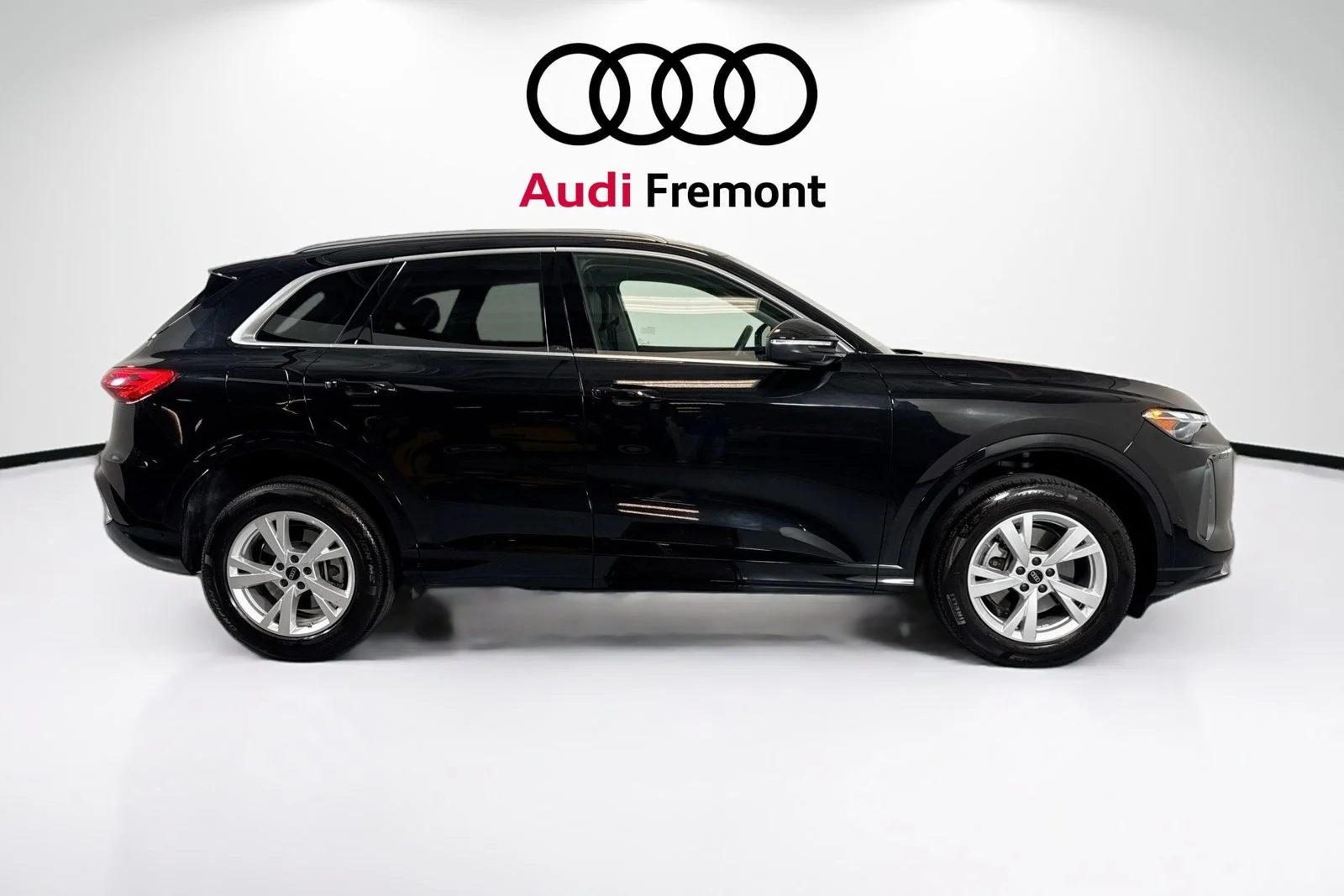 Used 2025 Mythos Black Audi Premium image 4